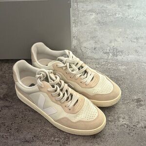 Veja Cream and White Casual Sneakers